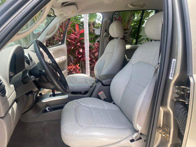 Used 2003 Jeep Liberty Limited image 34