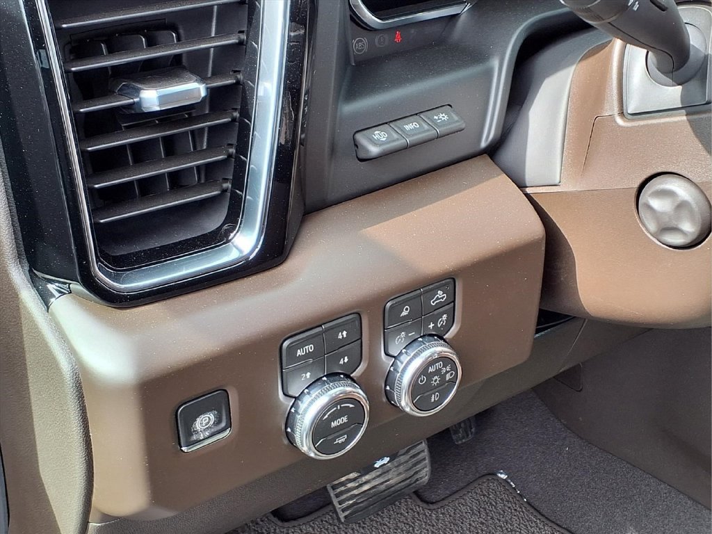 New 2026 GMC Sierra 1500 Denali AWD/4WD image 12