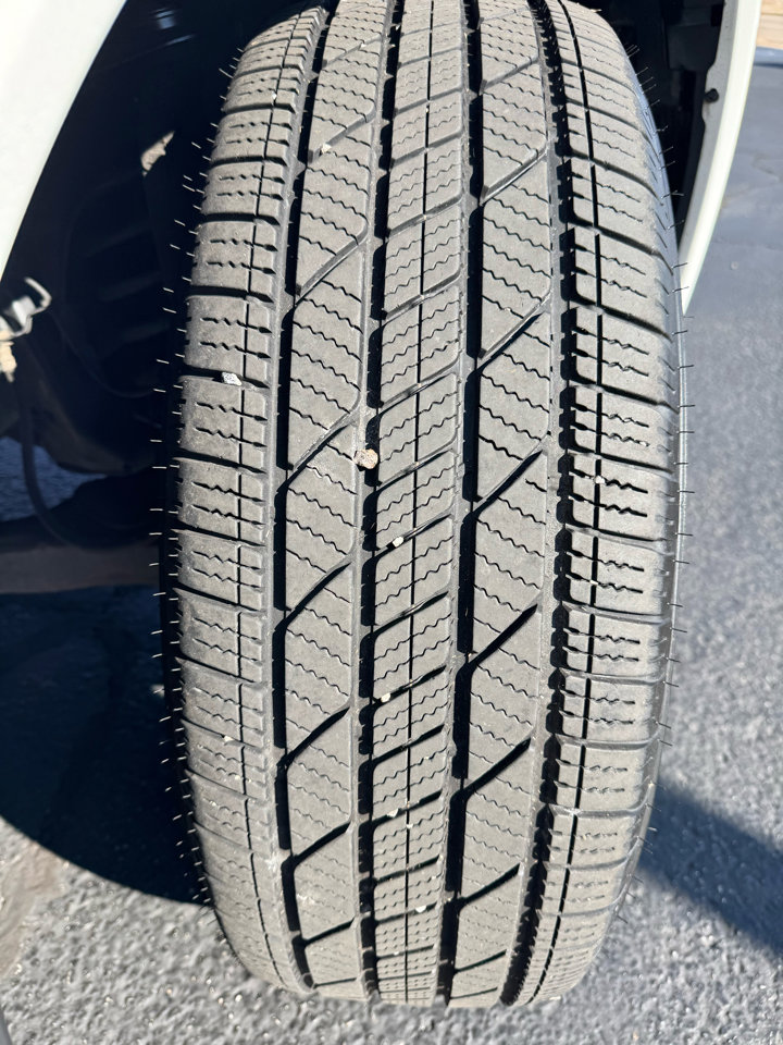 Used 2010 Nissan Armada Titanium w/ DVD Entertainment Pkg image 11