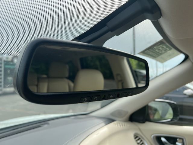 Used 2020 INFINITI QX60 Luxe w/ Essential Package FWD image 11
