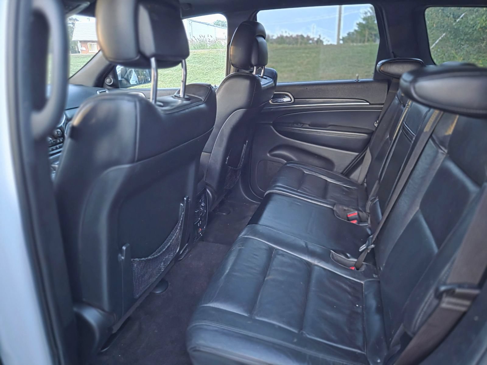 Used 2019 Jeep Grand Cherokee Limited AWD/4WD image 9