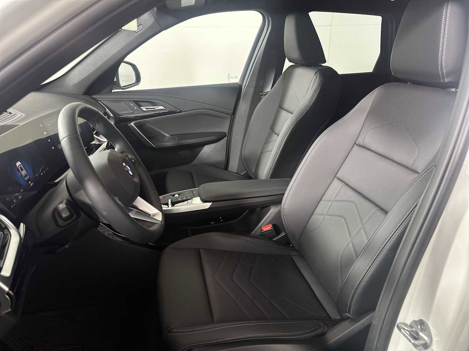 New 2026 BMW X1 xDrive28i w/ Convenience Package image 11