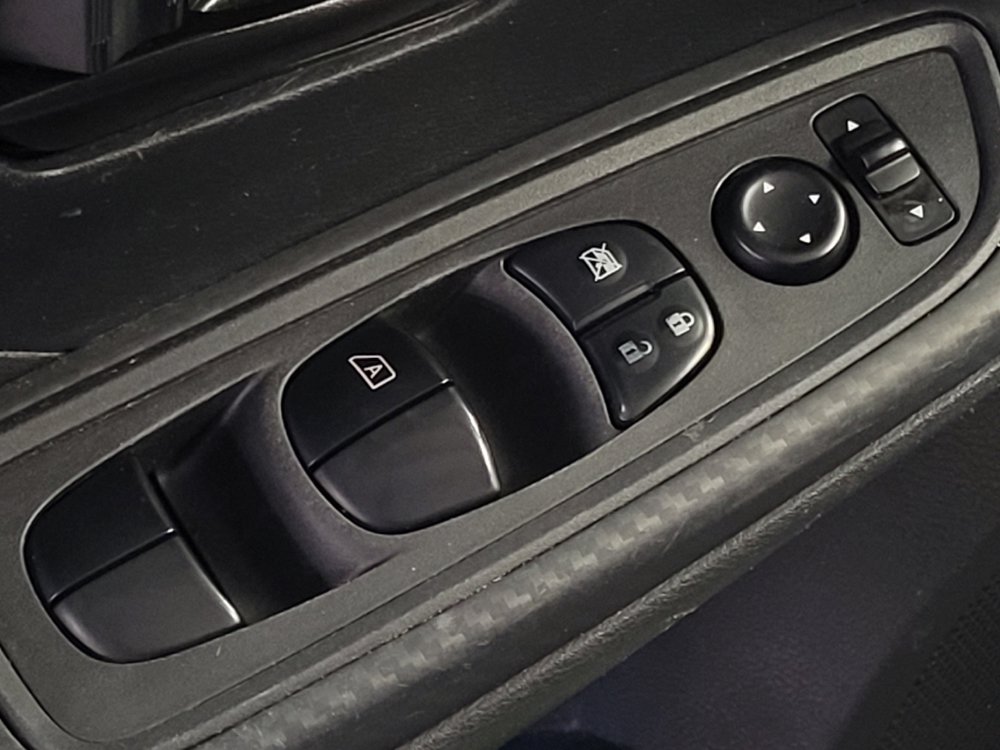 Used 2021 Nissan Versa S image 27