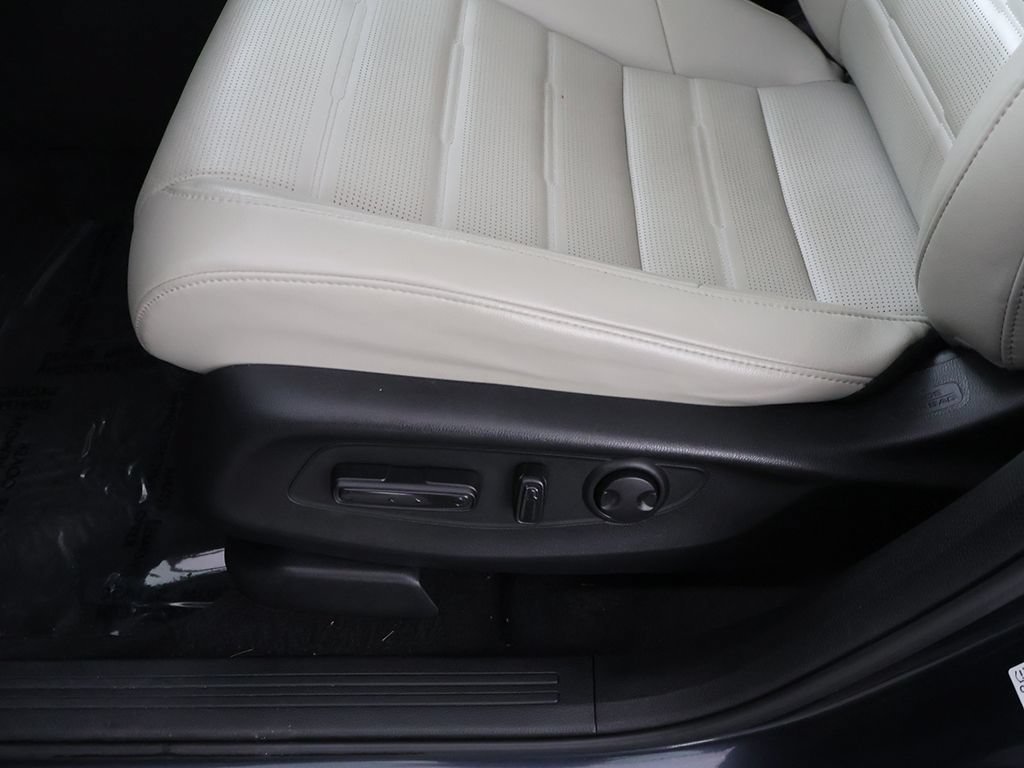 Used 2024 Honda CR-V EX-L image 32