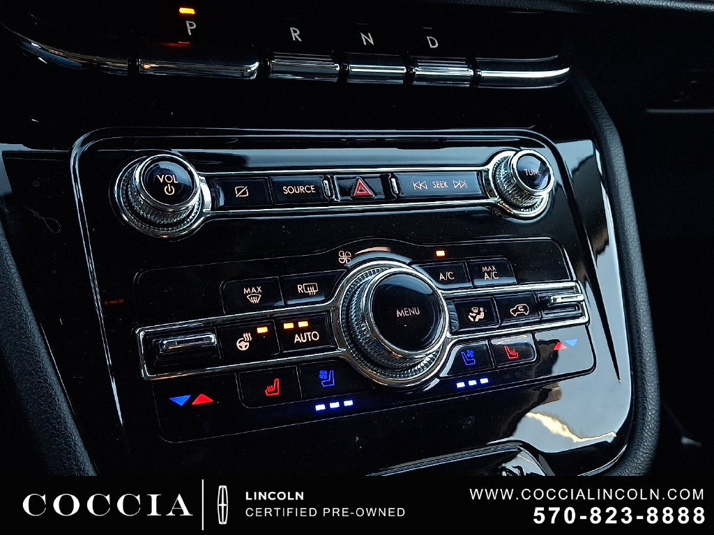 Used 2022 Lincoln Corsair AWD w/ Equipment Group 101A image 15