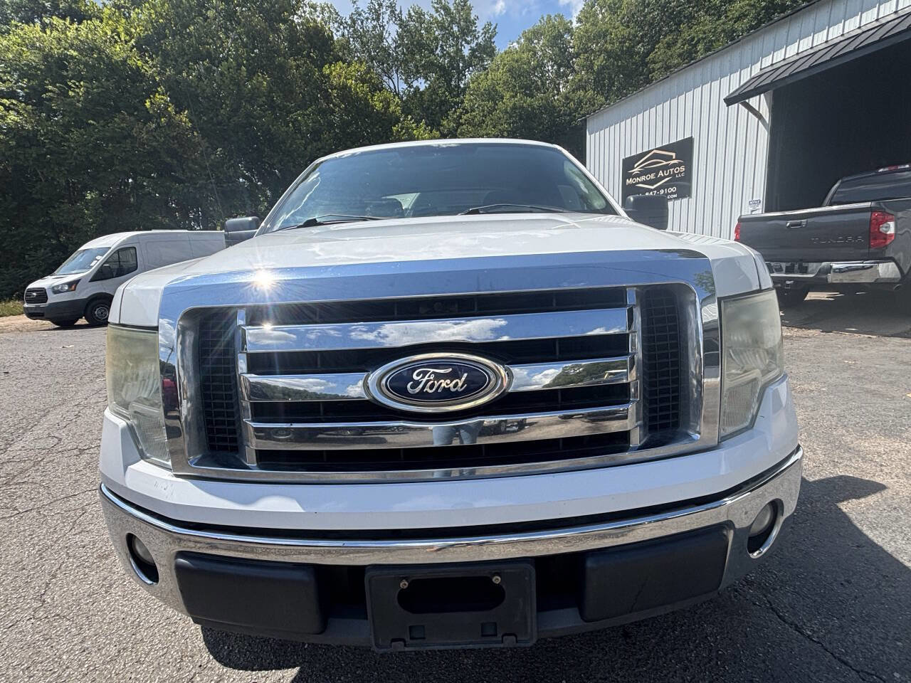 Used 2011 Ford F150 XLT image 3