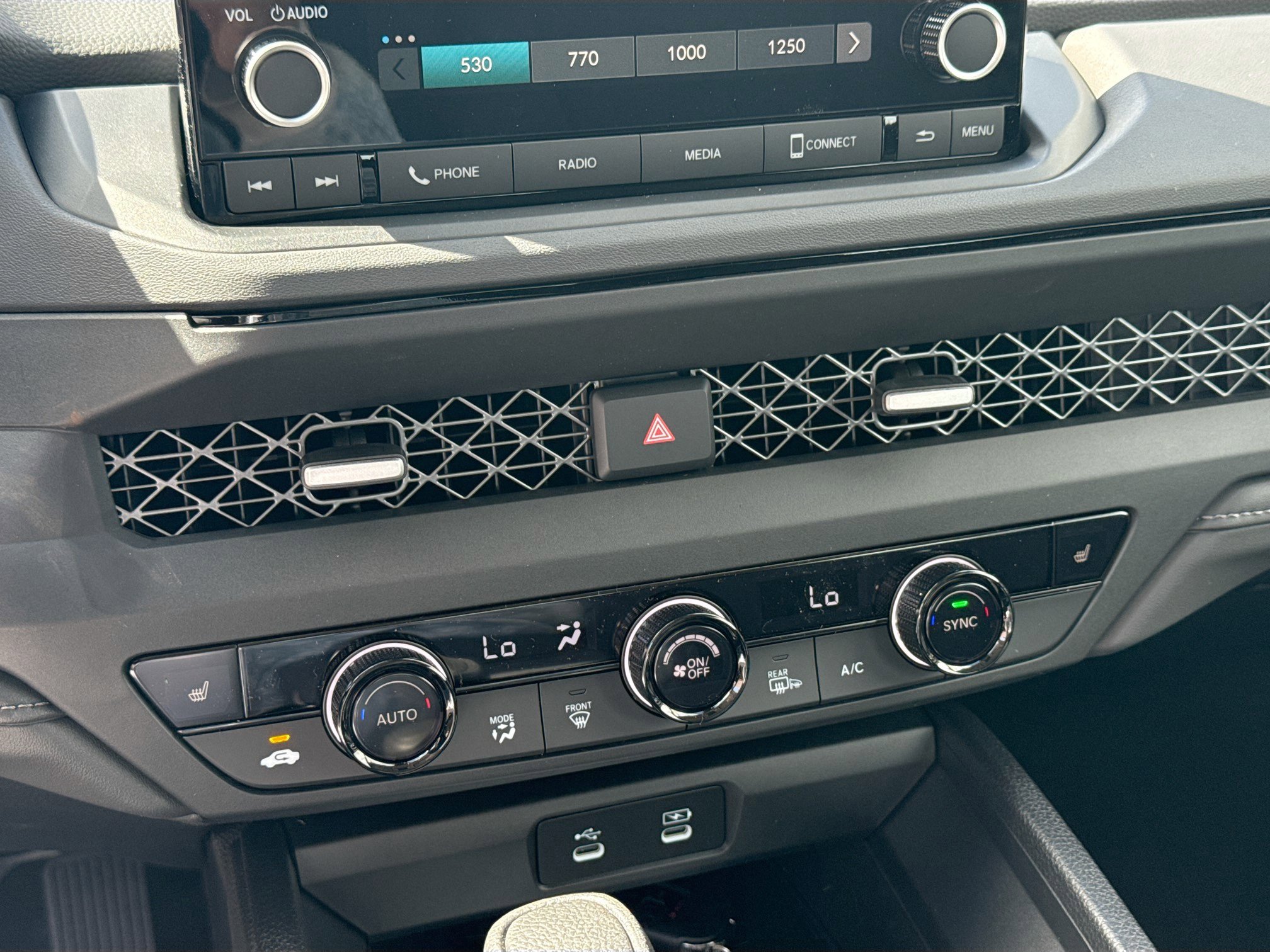 New 2025 Honda Accord SE image 12