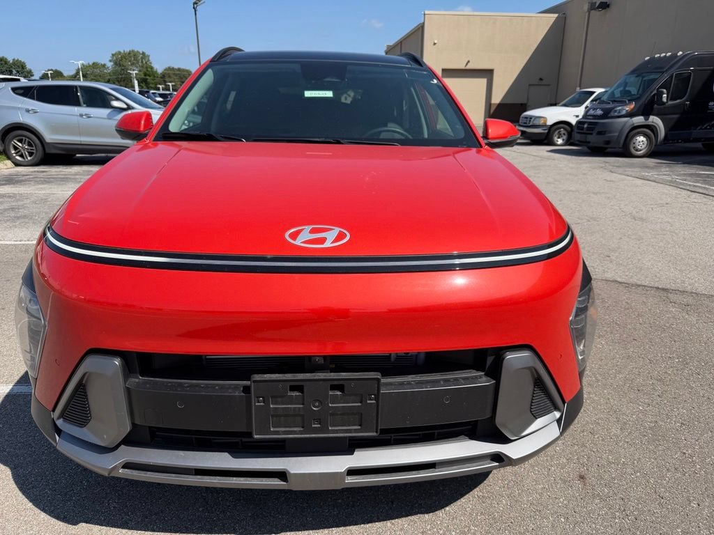 Used 2026 Hyundai Kona Limited AWD/4WD image 2