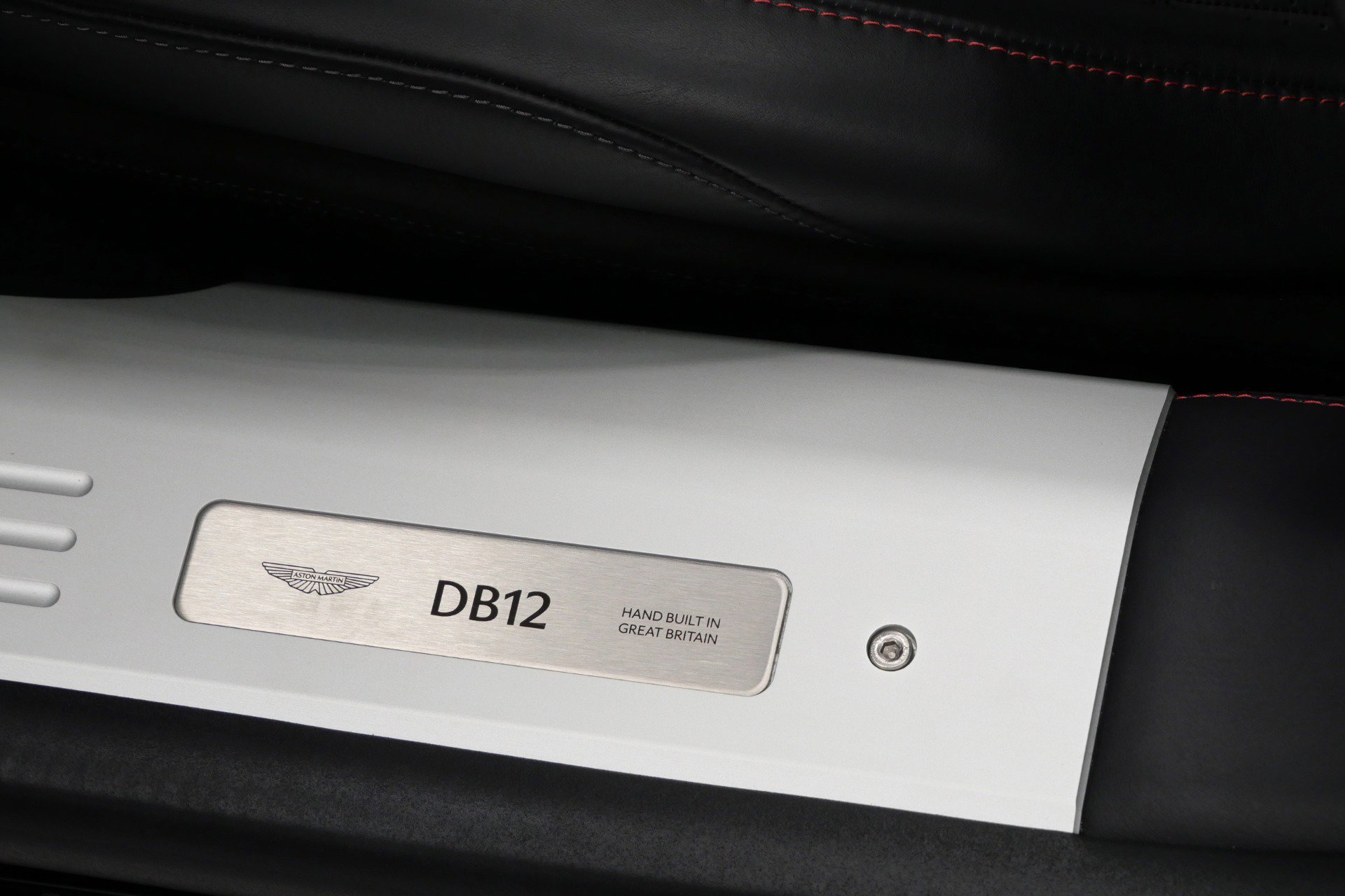 Used 2025 Aston Martin DB12 Convertible RWD image 28