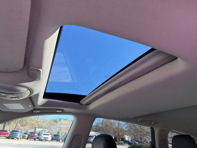 Used 2019 INFINITI QX60 Luxe w/ Essential Package image 21