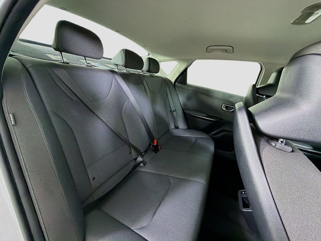 Used 2025 Kia K4 FWD image 29