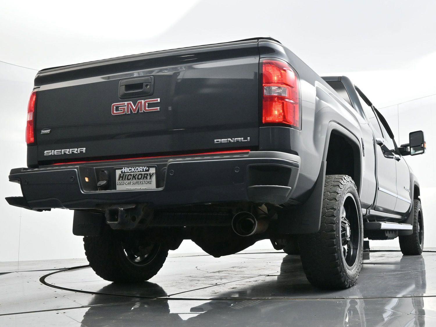 Used 2018 GMC Sierra 2500 Denali w/ Duramax Plus Package image 48