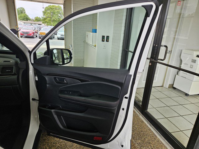 Used 2024 Honda Ridgeline TrailSport image 16
