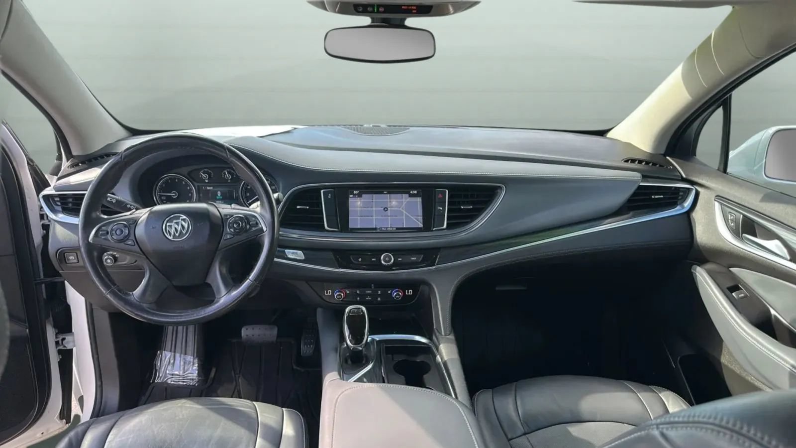 Used 2018 Buick Enclave Essence FWD image 9