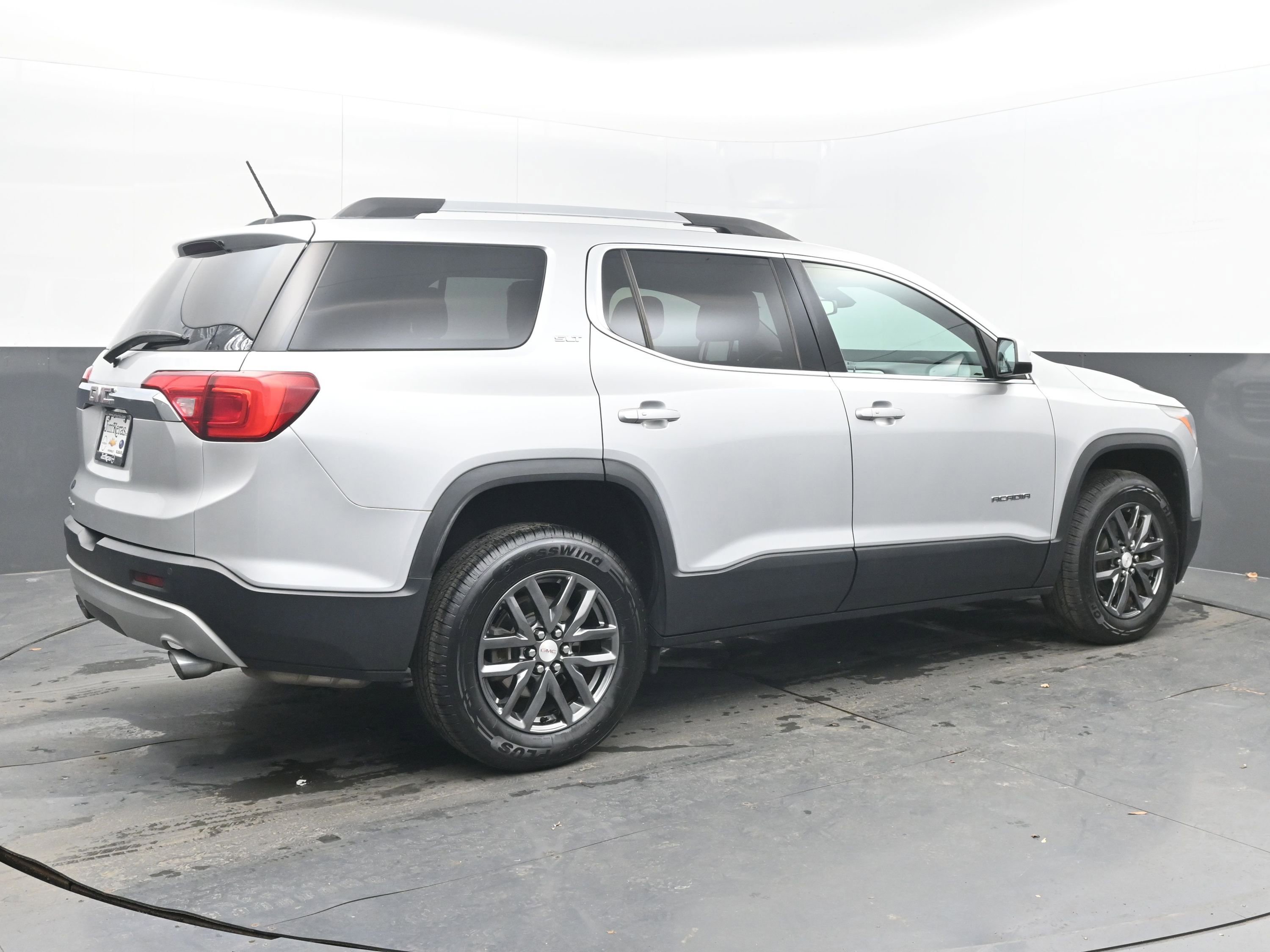 Used 2019 GMC Acadia SLT image 7