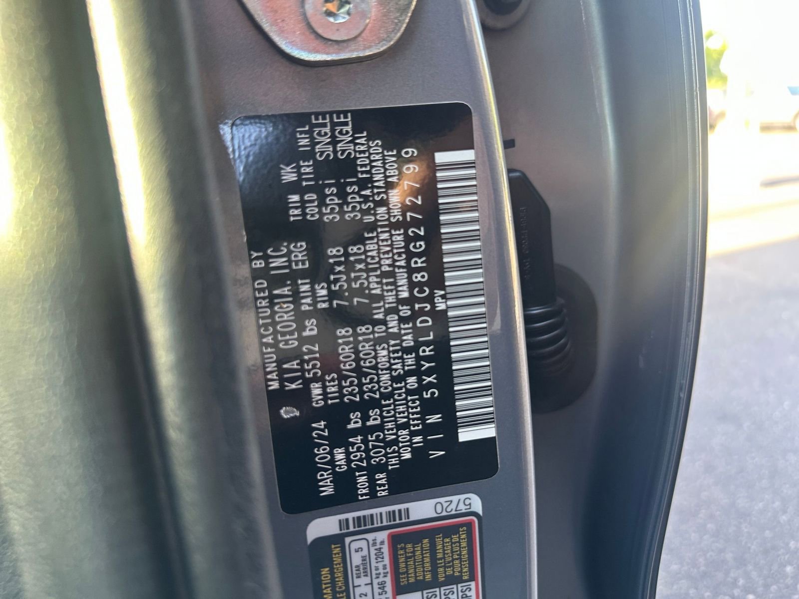 Used 2024 Kia Sorento S image 30