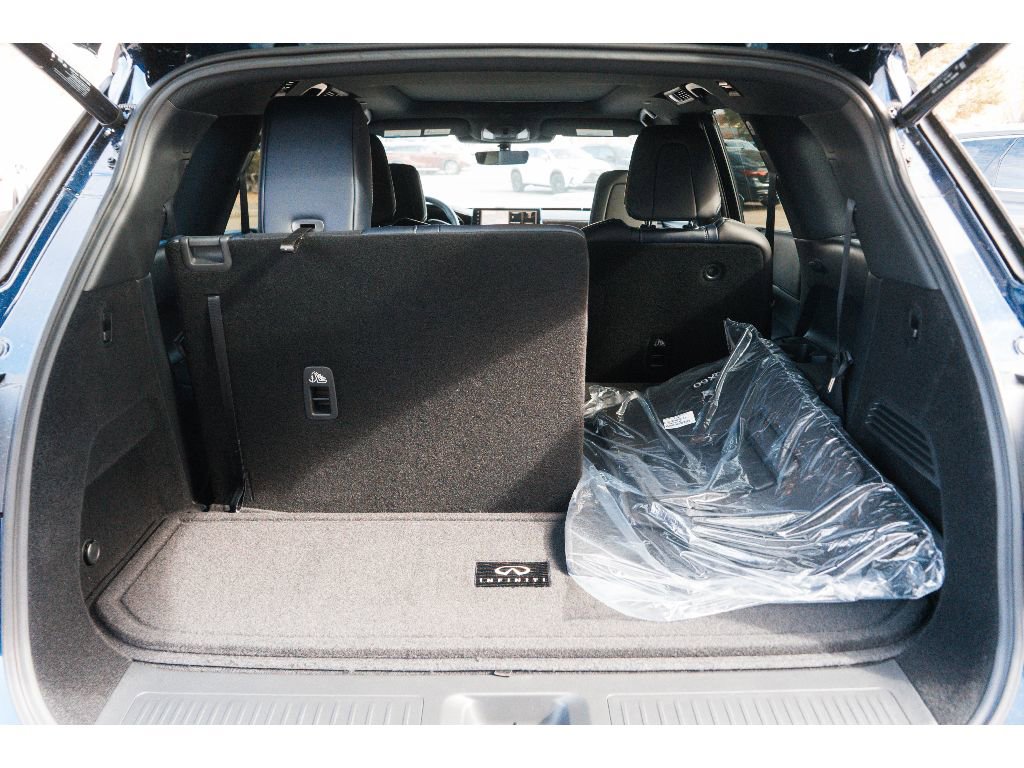New 2026 INFINITI QX60 Sport w/ Dark Cargo Package image 32