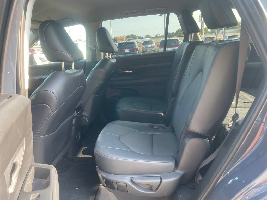 Used 2024 Toyota Grand Highlander FWD image 12