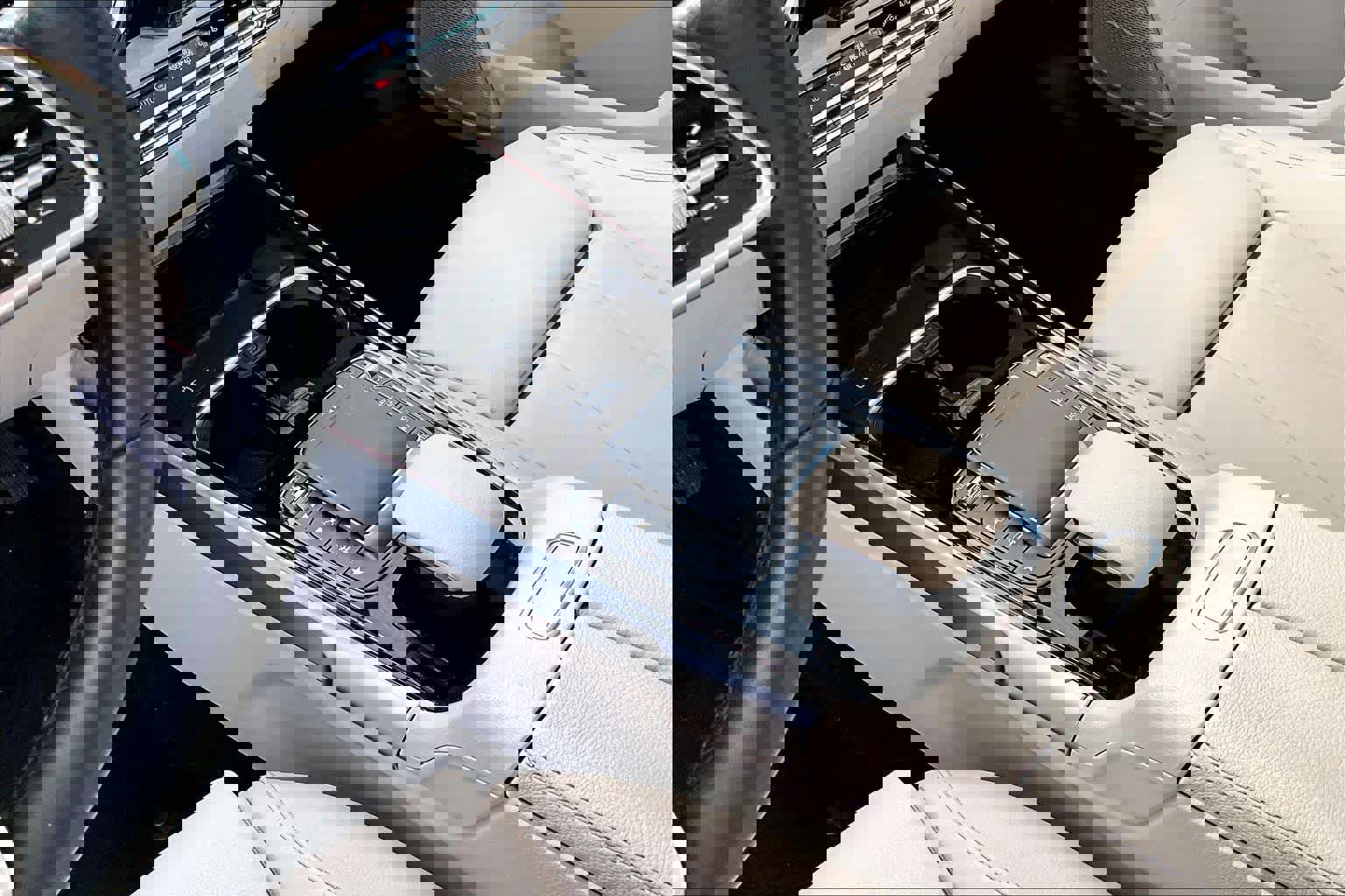 Certified 2023 Mercedes-Benz EQB 300 4MATIC image 17