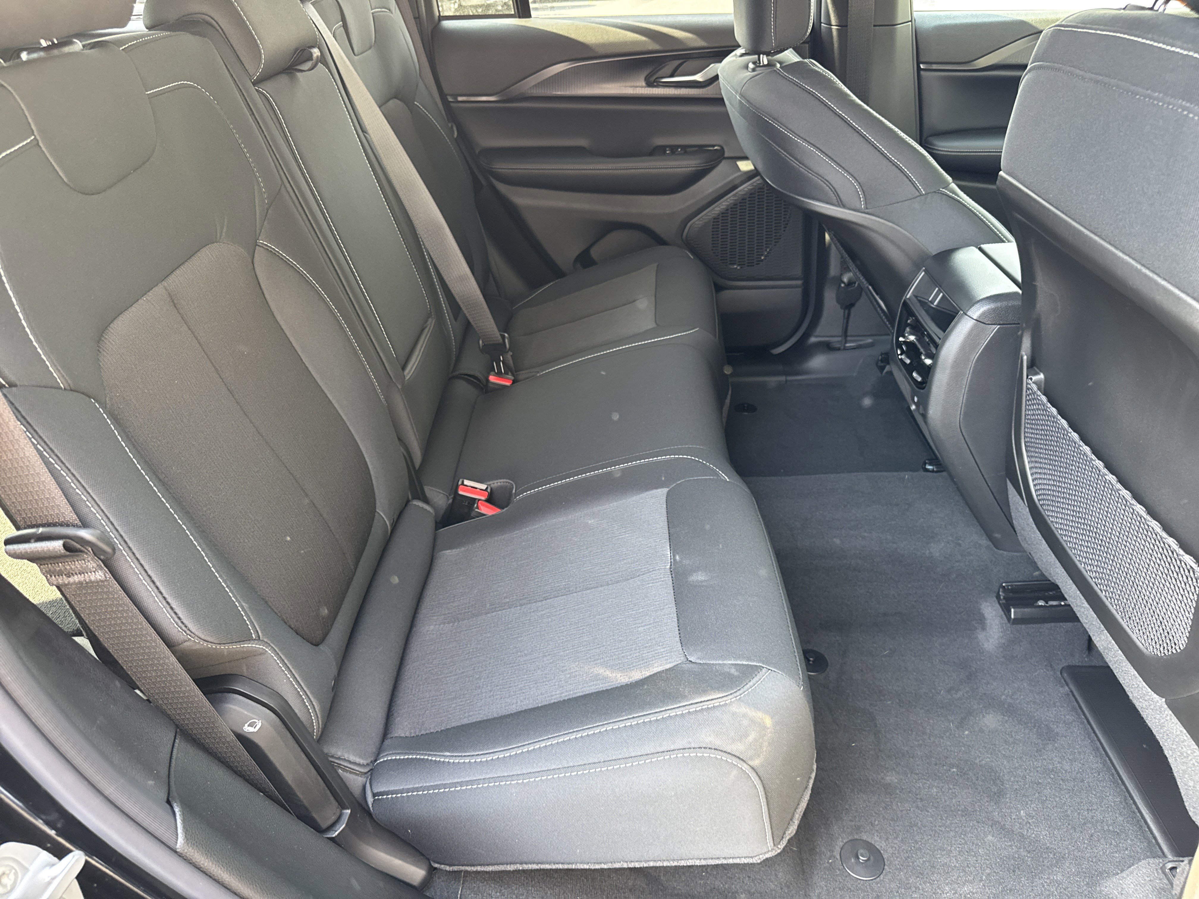 New 2026 Jeep Grand Cherokee Laredo X AWD/4WD image 18