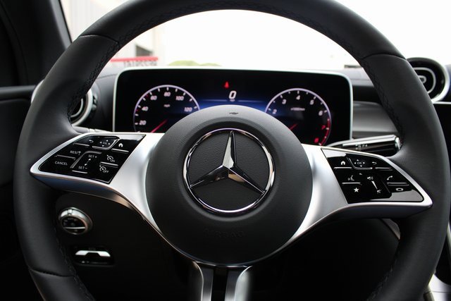 New 2024 Mercedes-Benz GLC 300 4MATIC image 12