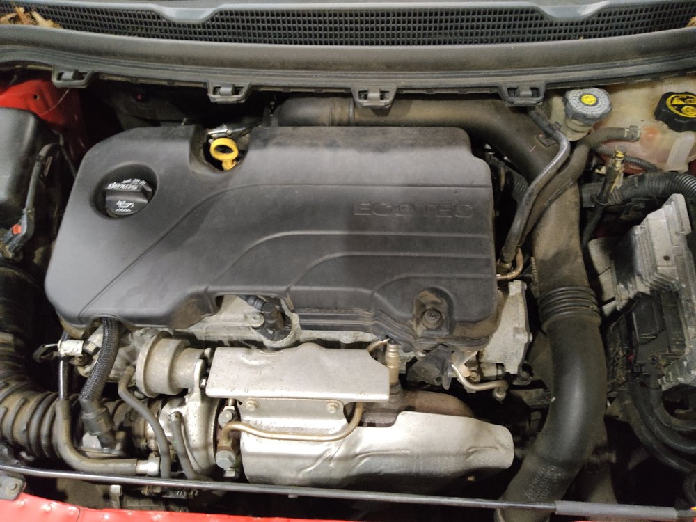 Used 2018 Chevrolet Cruze Premier FWD image 30