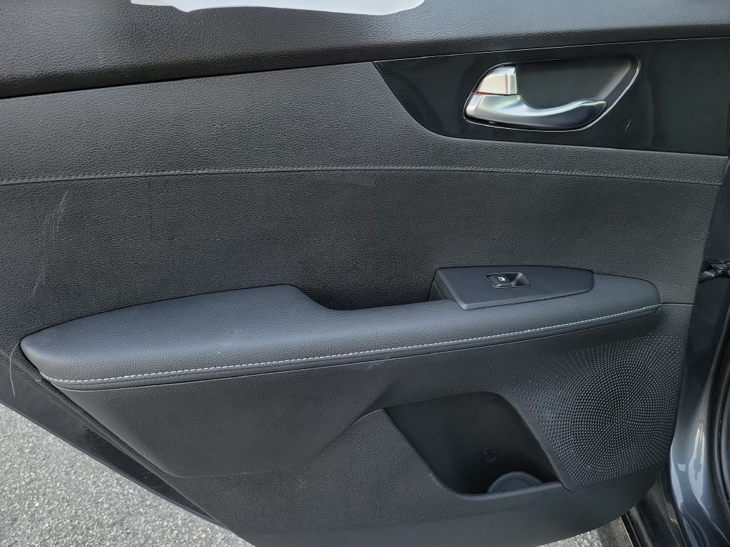 Used 2024 Kia Forte GT-Line w/ GT-Line Premium Package FWD image 14