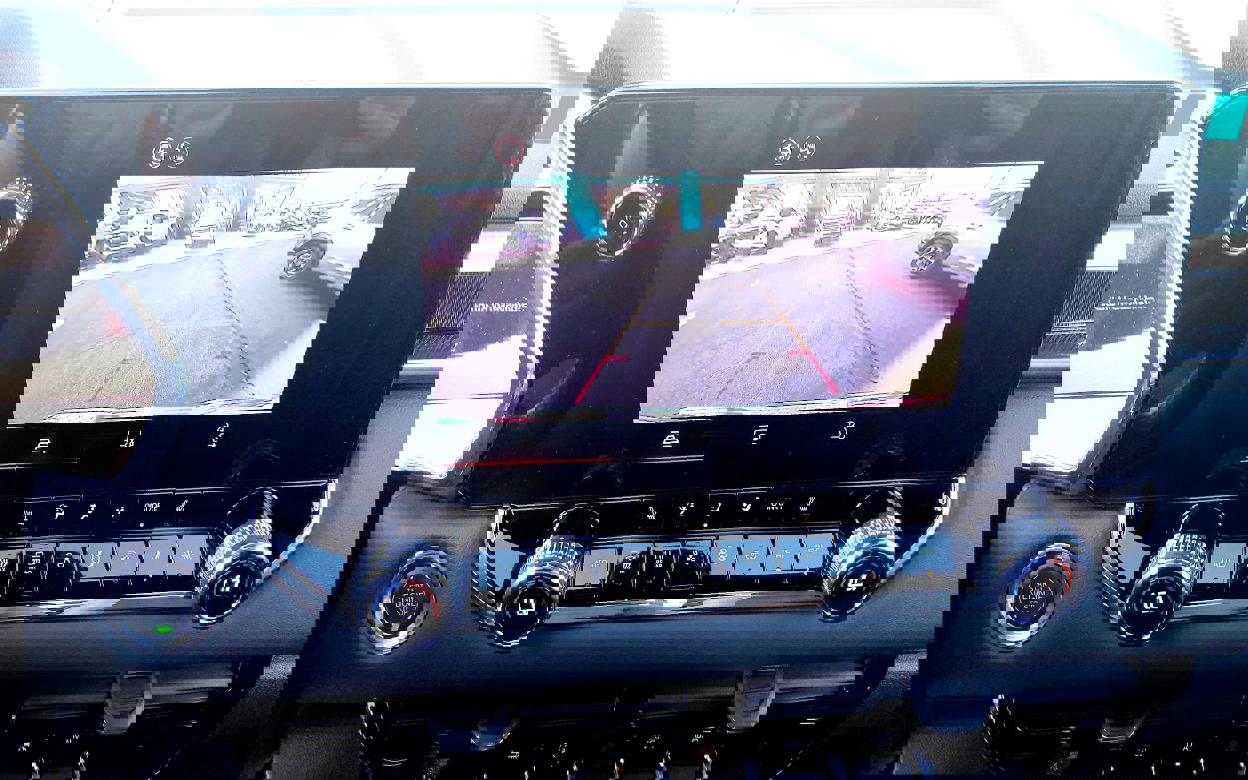 New 2025 GMC Canyon Elevation w/ Convenience Package image 16