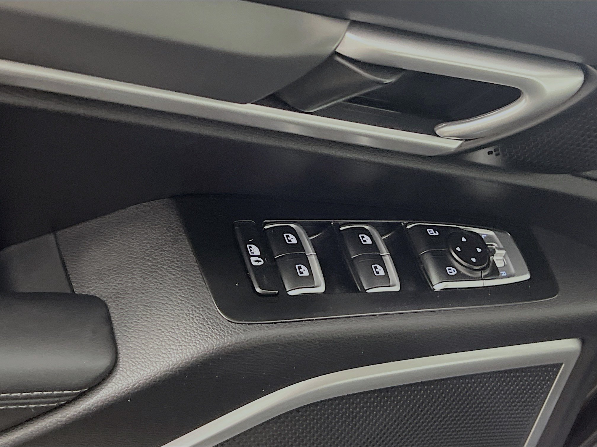 Used 2022 Kia Telluride S AWD/4WD image 17