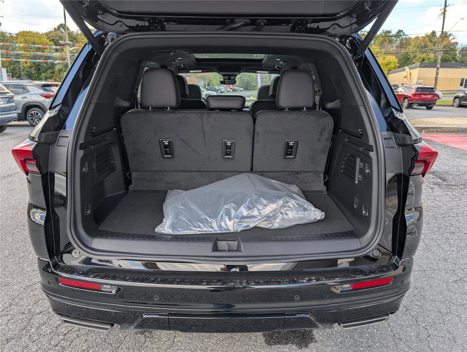 New 2026 Buick Enclave Sport Touring w/ Power Package image 11