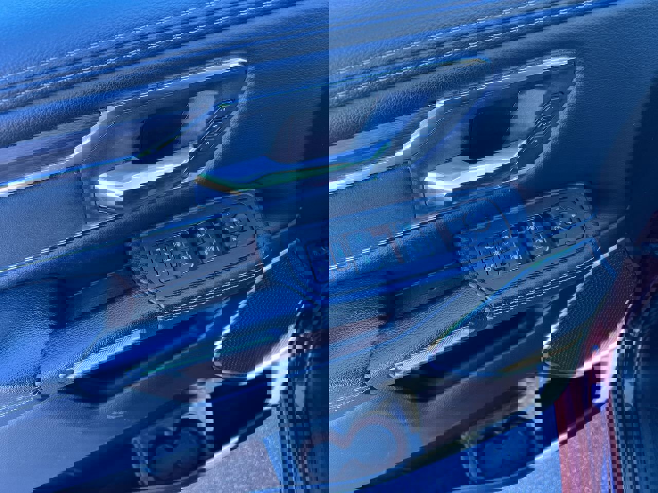 Used 2025 RAM 1500 Laramie image 14