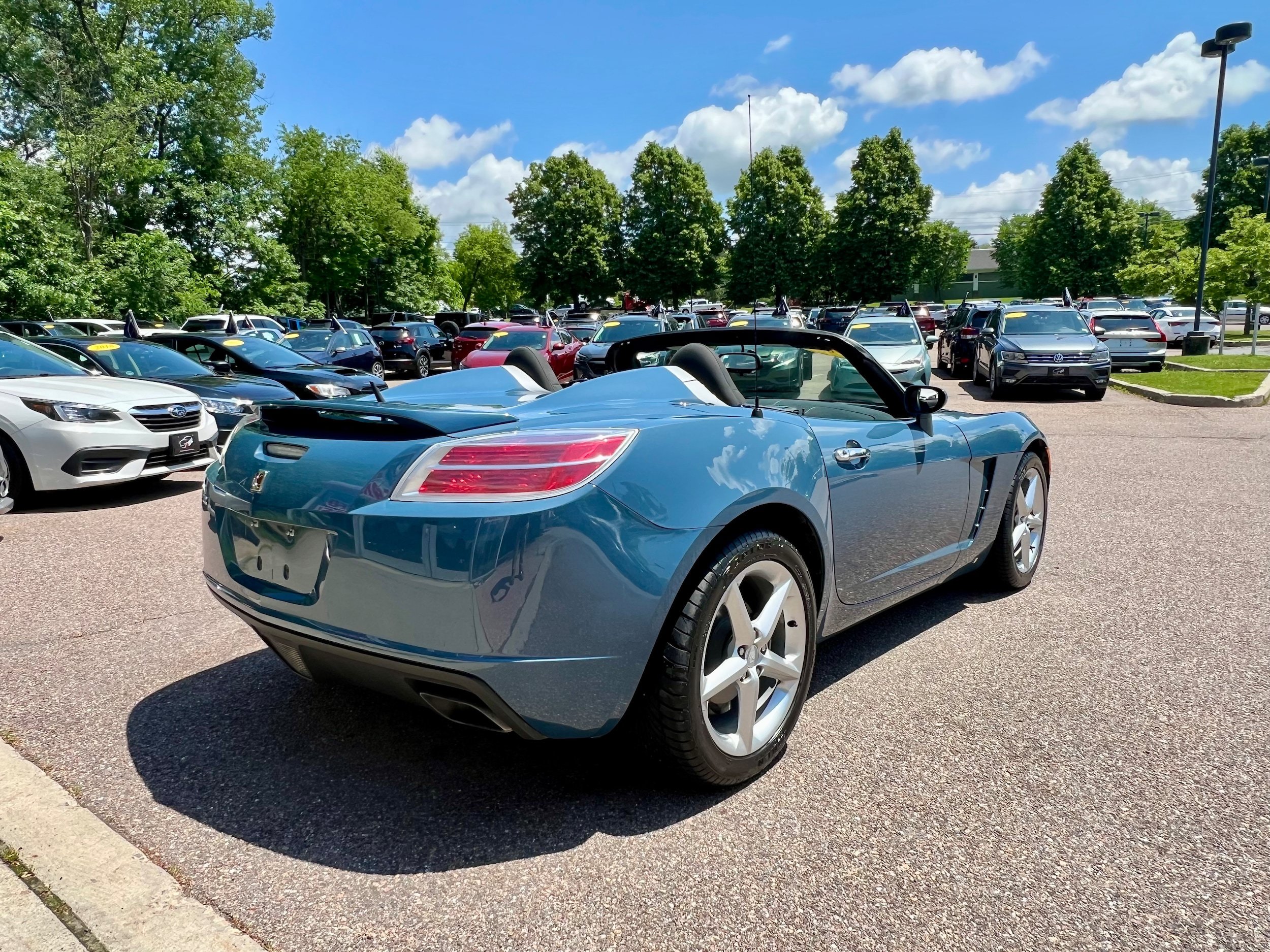 Used 2007 Saturn Sky RWD image 7