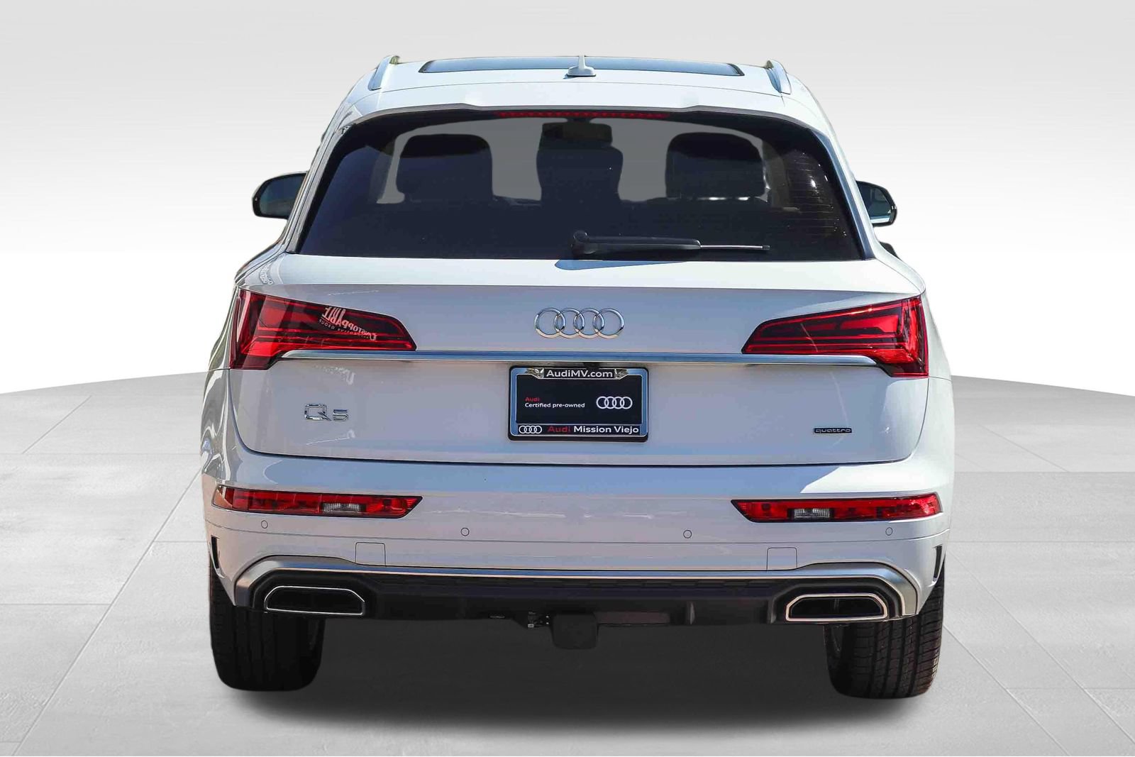 Certified 2024 Audi Q5 e Premium w/ Convenience Package AWD/4WD image 7