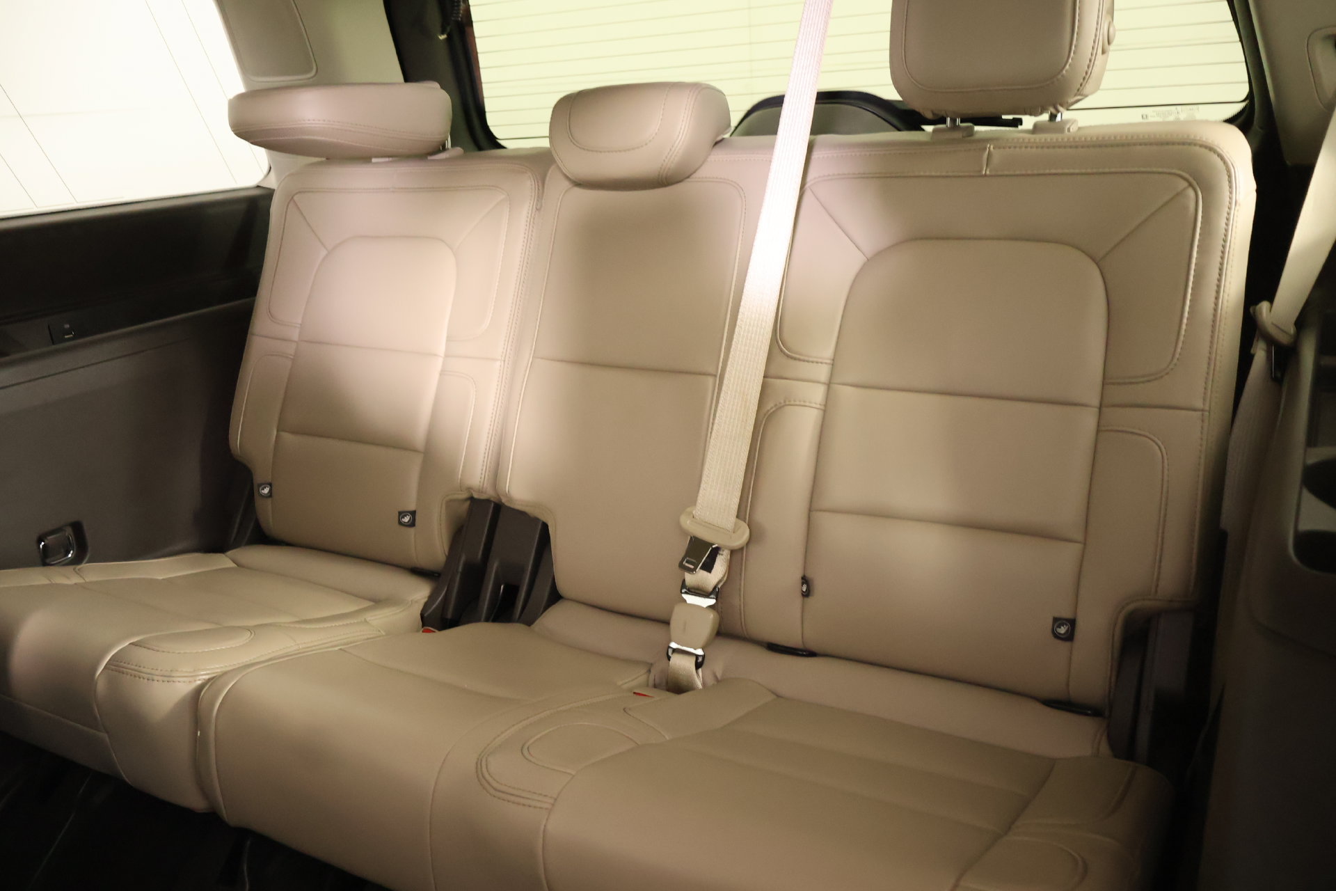 Used 2023 Lincoln Navigator Reserve AWD/4WD image 13