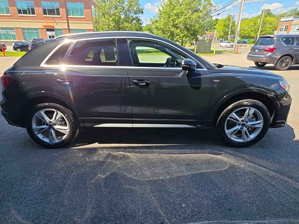 Used 2023 Audi Q3 2.0T Premium Plus w/ Premium Plus Package AWD/4WD image 10
