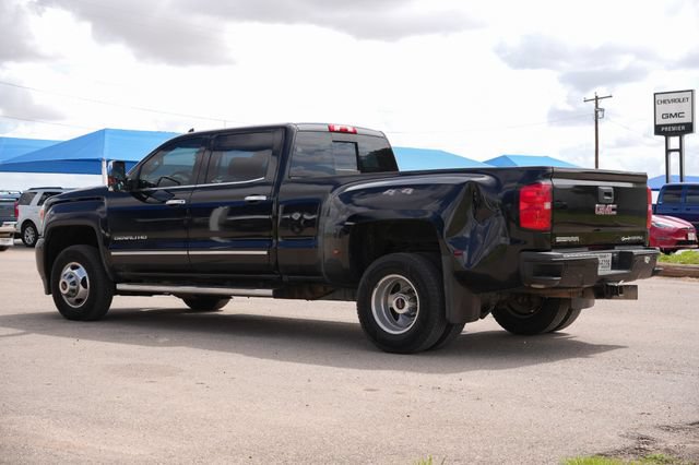 Used 2018 GMC Sierra 3500 Denali w/ Duramax Plus Package AWD/4WD image 4