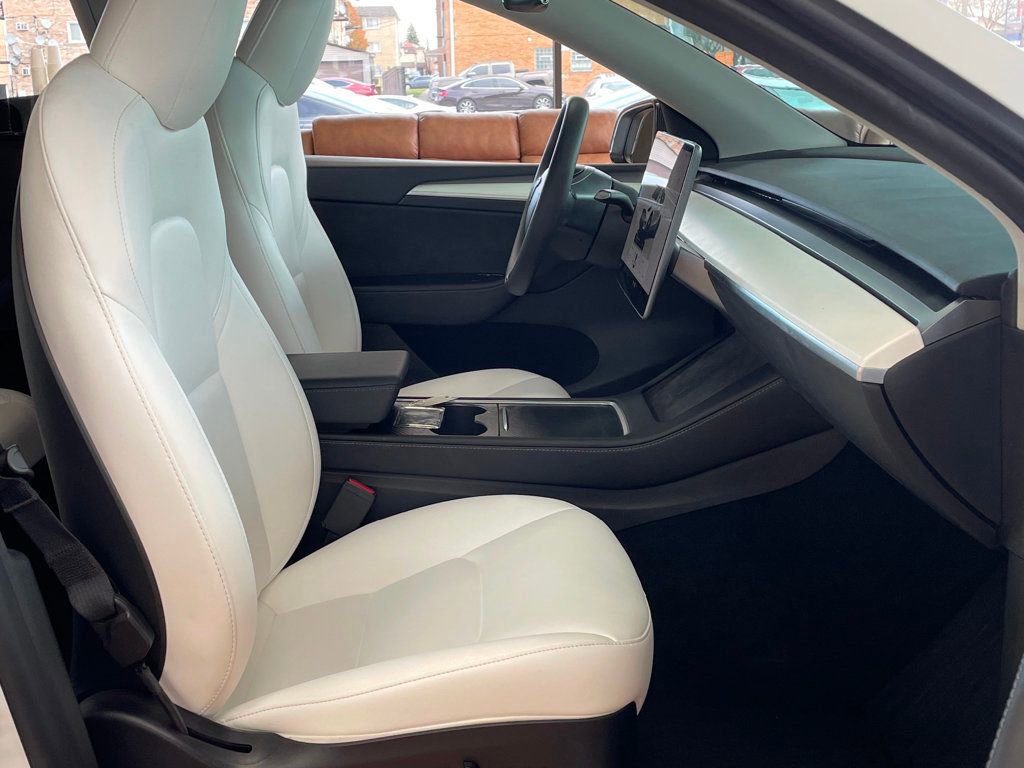 Used 2022 Tesla Model Y Performance image 24