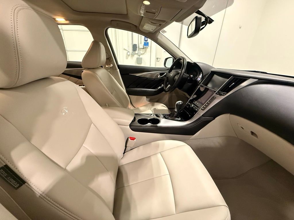 Used 2014 INFINITI Q50 Premium w/ Navigation Package image 27