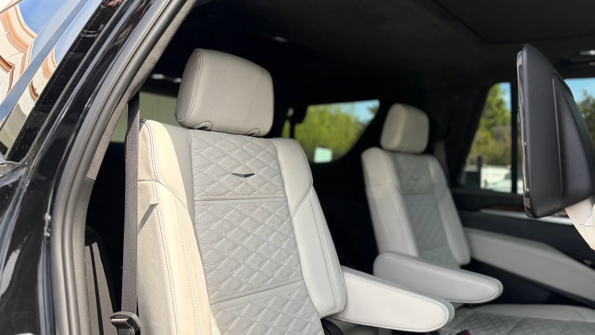 Used 2025 Cadillac Escalade Sport Platinum image 22