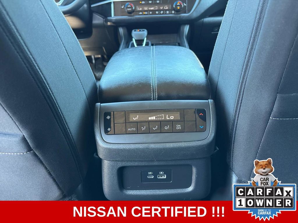 Used 2024 Nissan Pathfinder SV AWD/4WD image 11