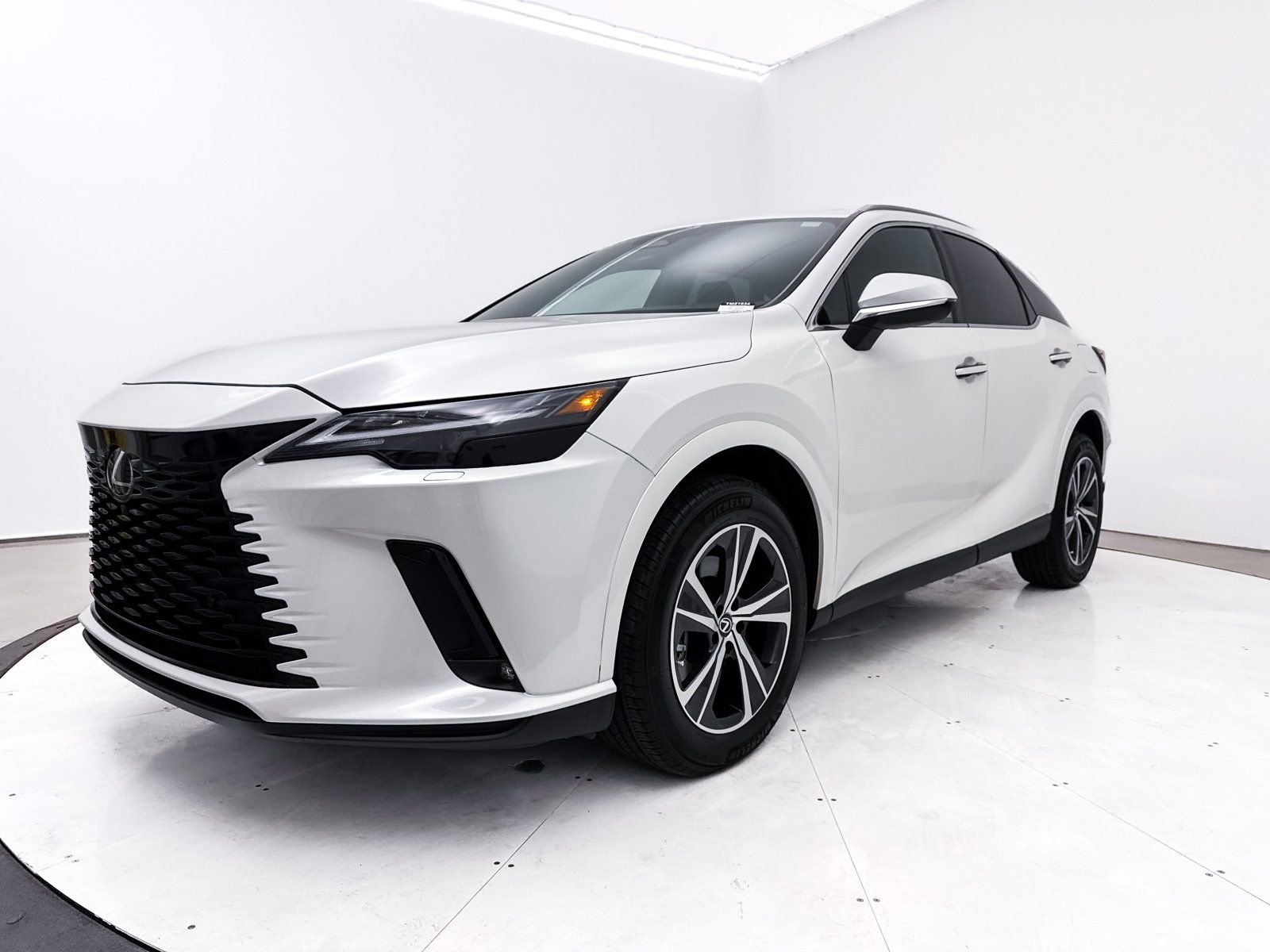 Used 2024 Lexus RX 350 FWD w/ Technology Package image 15