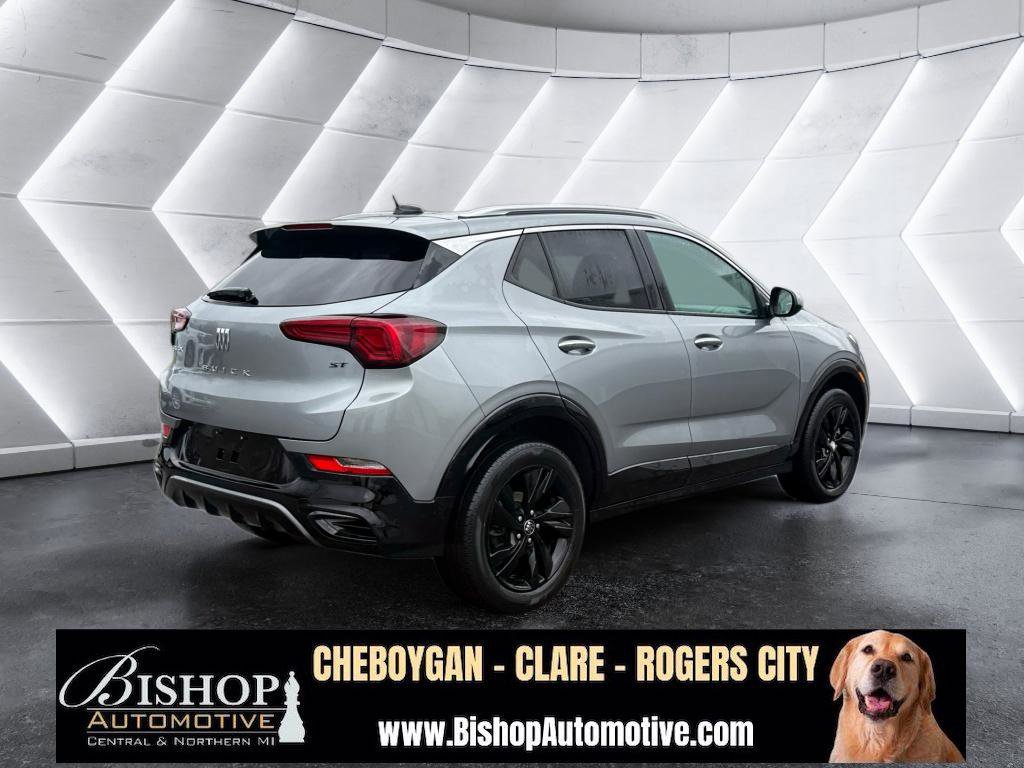 Used 2024 Buick Encore GX Sport Touring AWD/4WD image 17