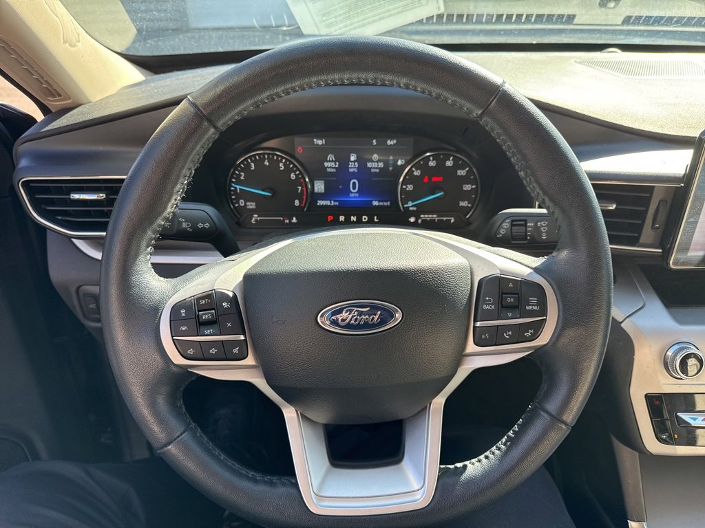 Used 2023 Ford Explorer XLT w/ Equipment Group 202A image 7