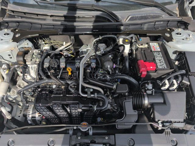 Used 2025 Nissan Altima 2.5 SR w/ SR Premium Package AWD/4WD image 34