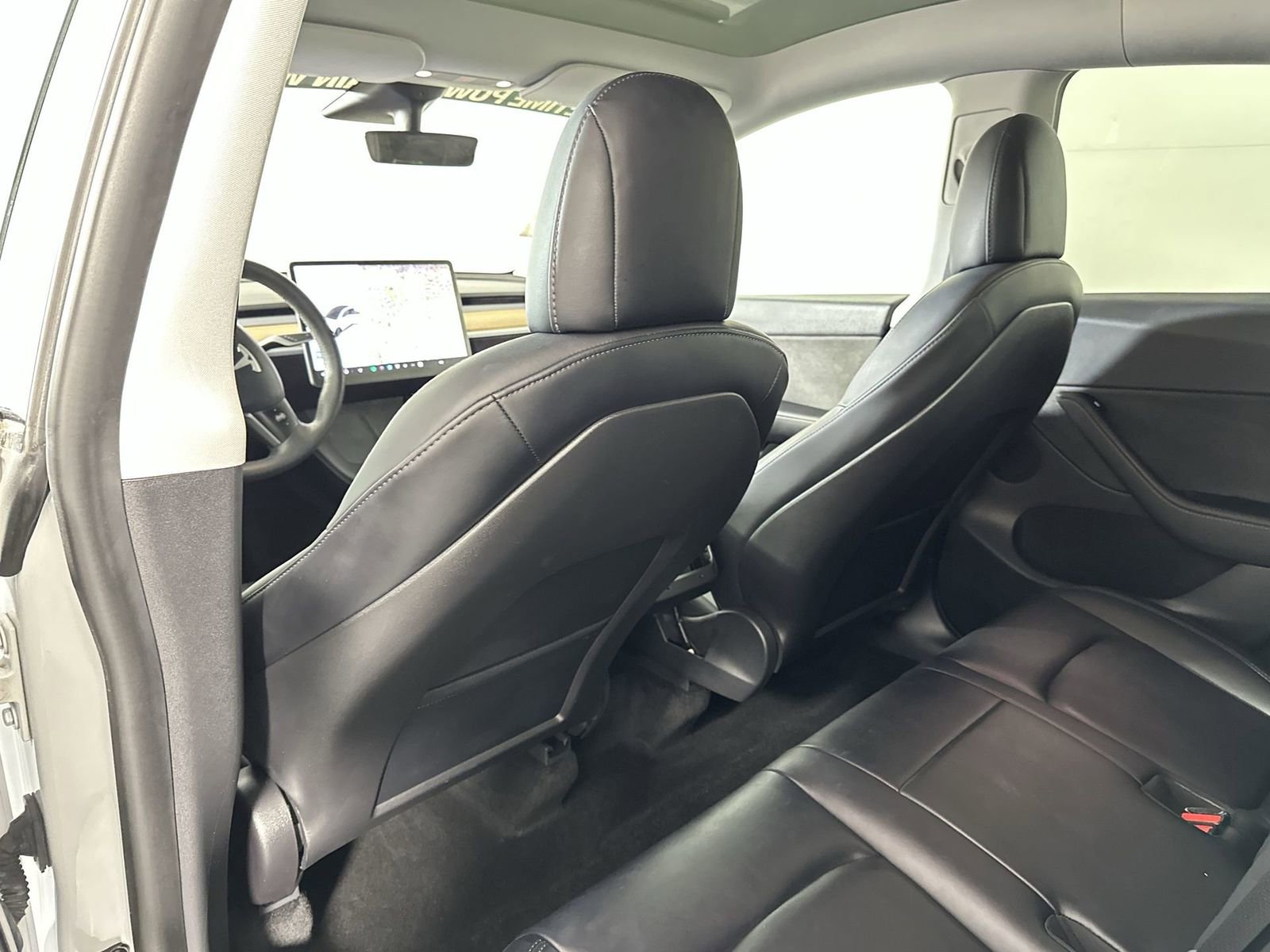 Used 2021 Tesla Model Y Long Range image 24