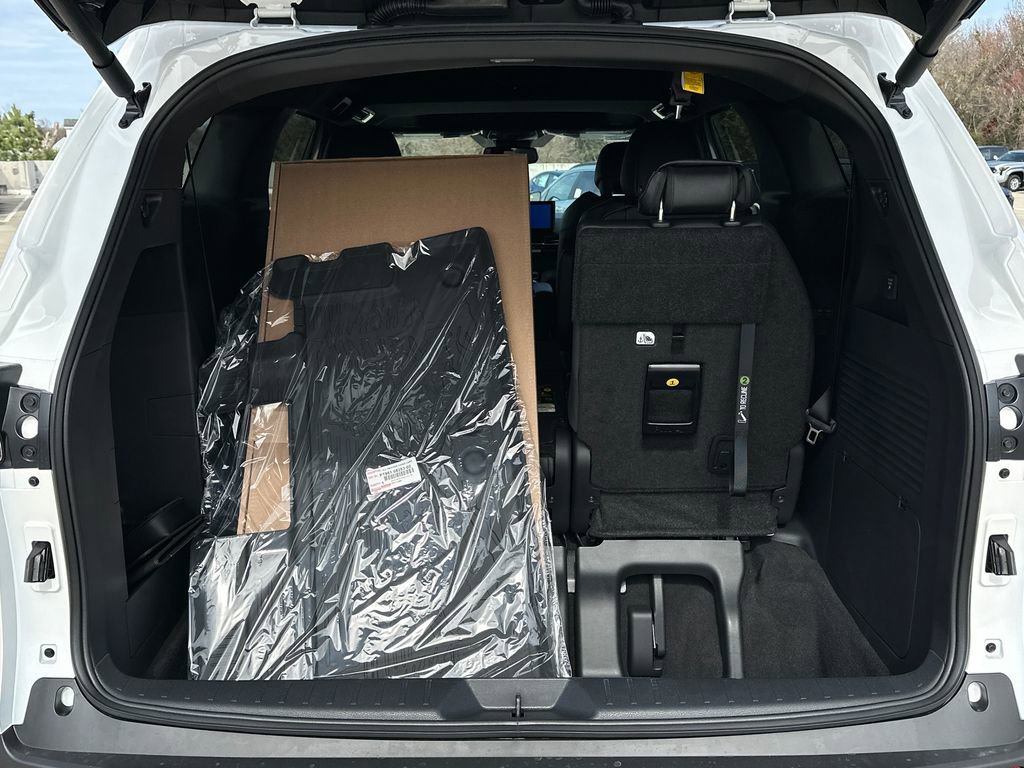 New 2026 Toyota Sienna XLE Woodland Edition image 6