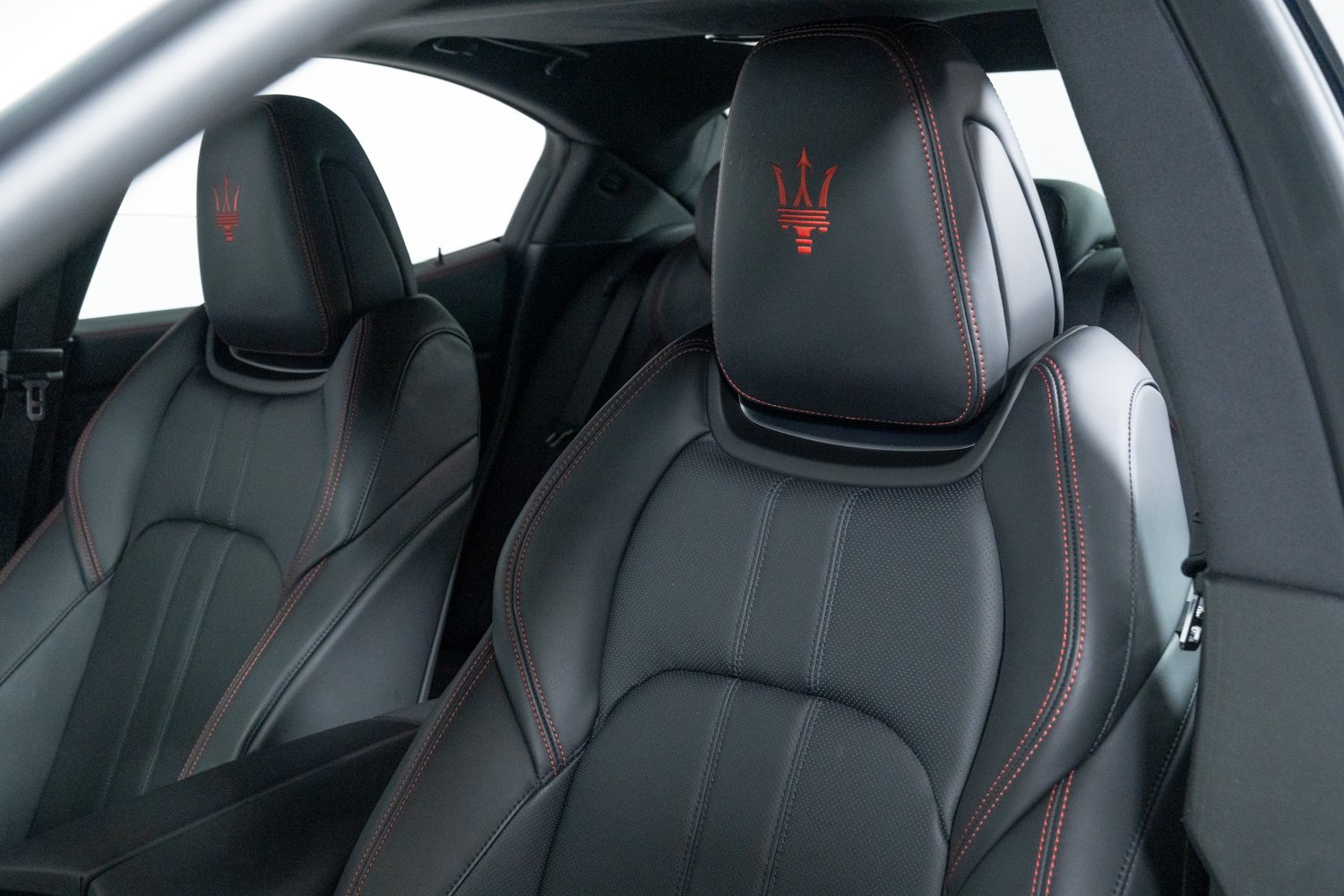 Used 2024 Maserati Ghibli Modena Ultima Q4 AWD/4WD image 18
