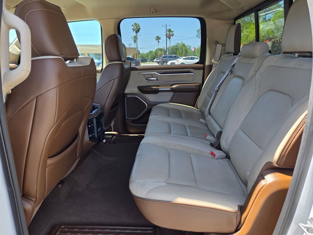 Used 2019 RAM 1500 Laramie RWD image 13