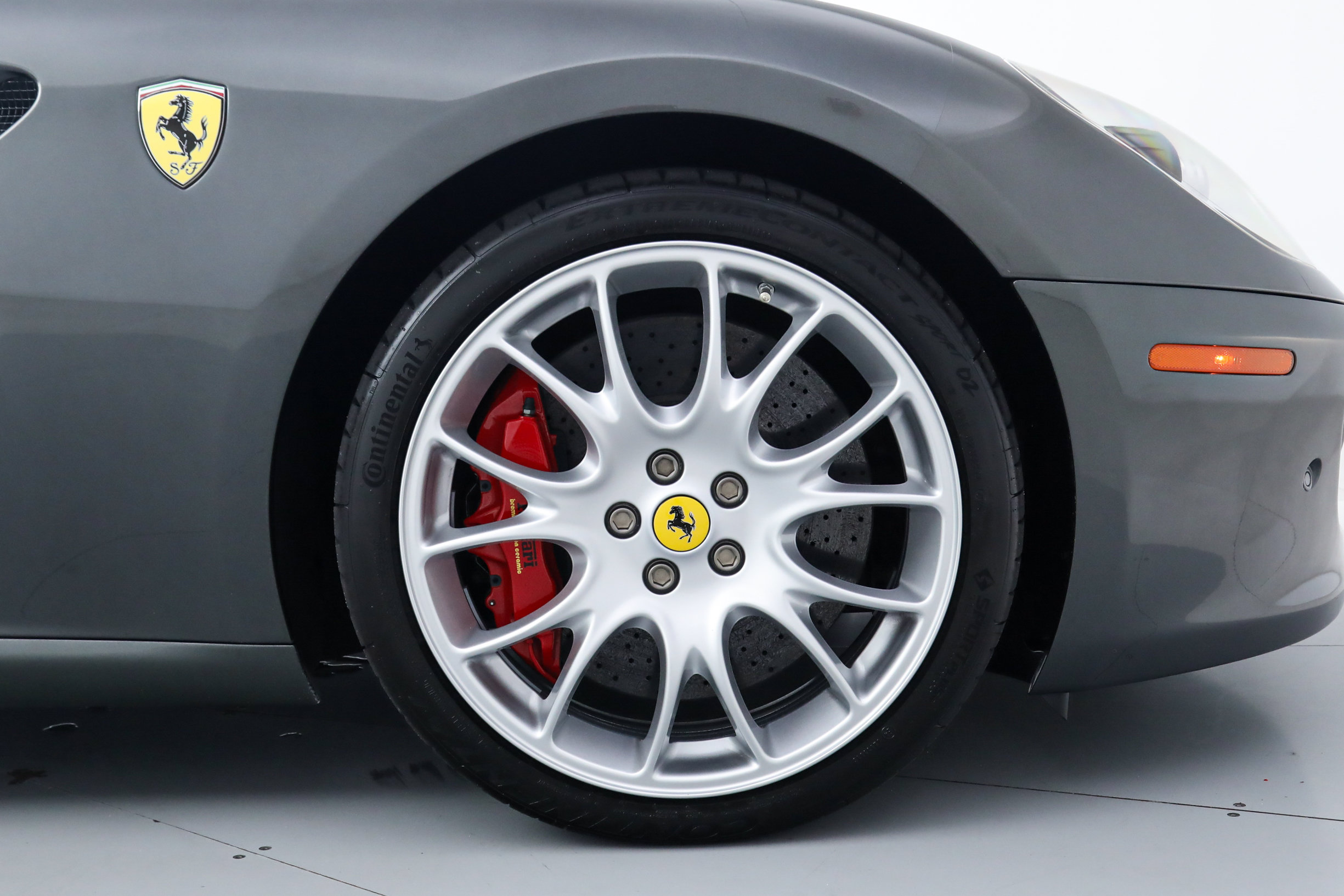 Used 2009 Ferrari 599 GTB Fiorano RWD image 41
