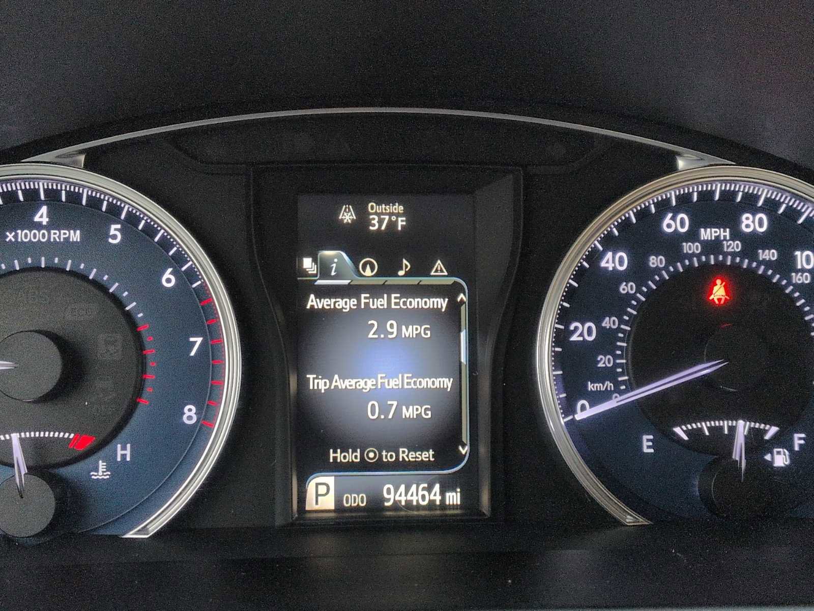 Used 2016 Toyota Camry XLE w/ Moonroof Package image 32